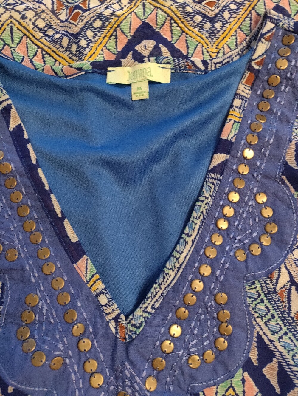 Blue Patterned V-Neck Top - Picture 5 of 5